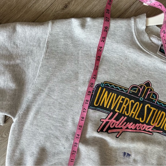 Vintage Universal studios crewneck - Picture 3 of 7